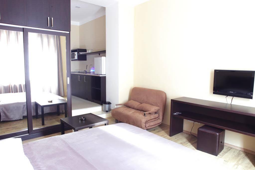 Apart Hotel Gh ティビリシ エクステリア 写真